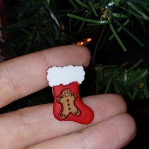 Holiday pin